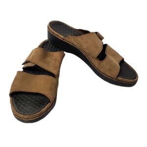 Zeeta Leather Sandals